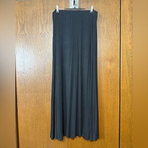 Suzanne Betro Elegant Black Maxi Skirt NWT
